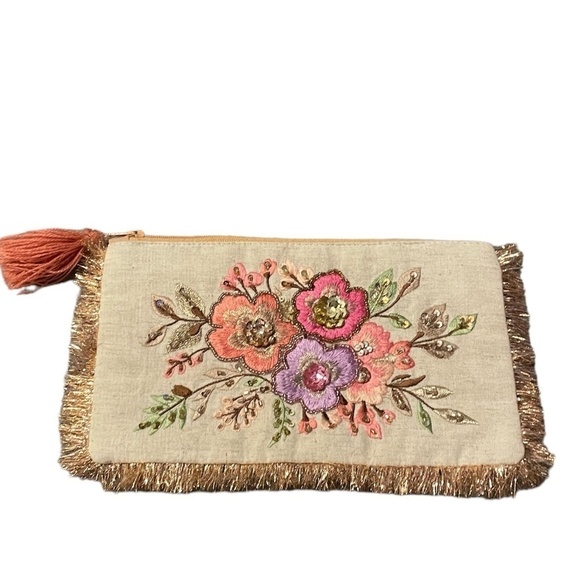 Women’s Embroidered Floral Cosmetic Beige Clutch - Picture 1 of 5